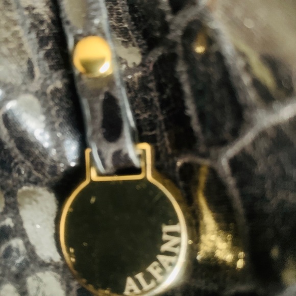 ALFANI Purse - Picture 1 of 6